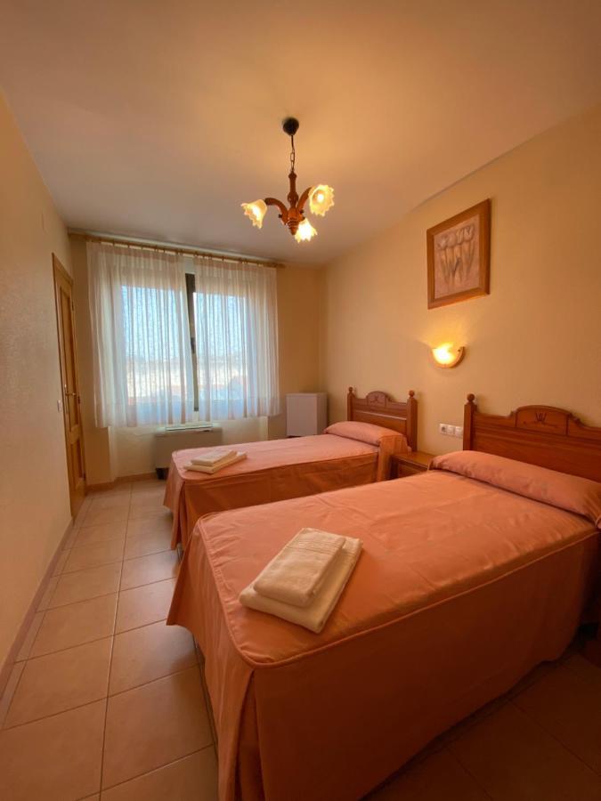 Hostal Jose Mari Ciudad-Rodrigo Dış mekan fotoğraf