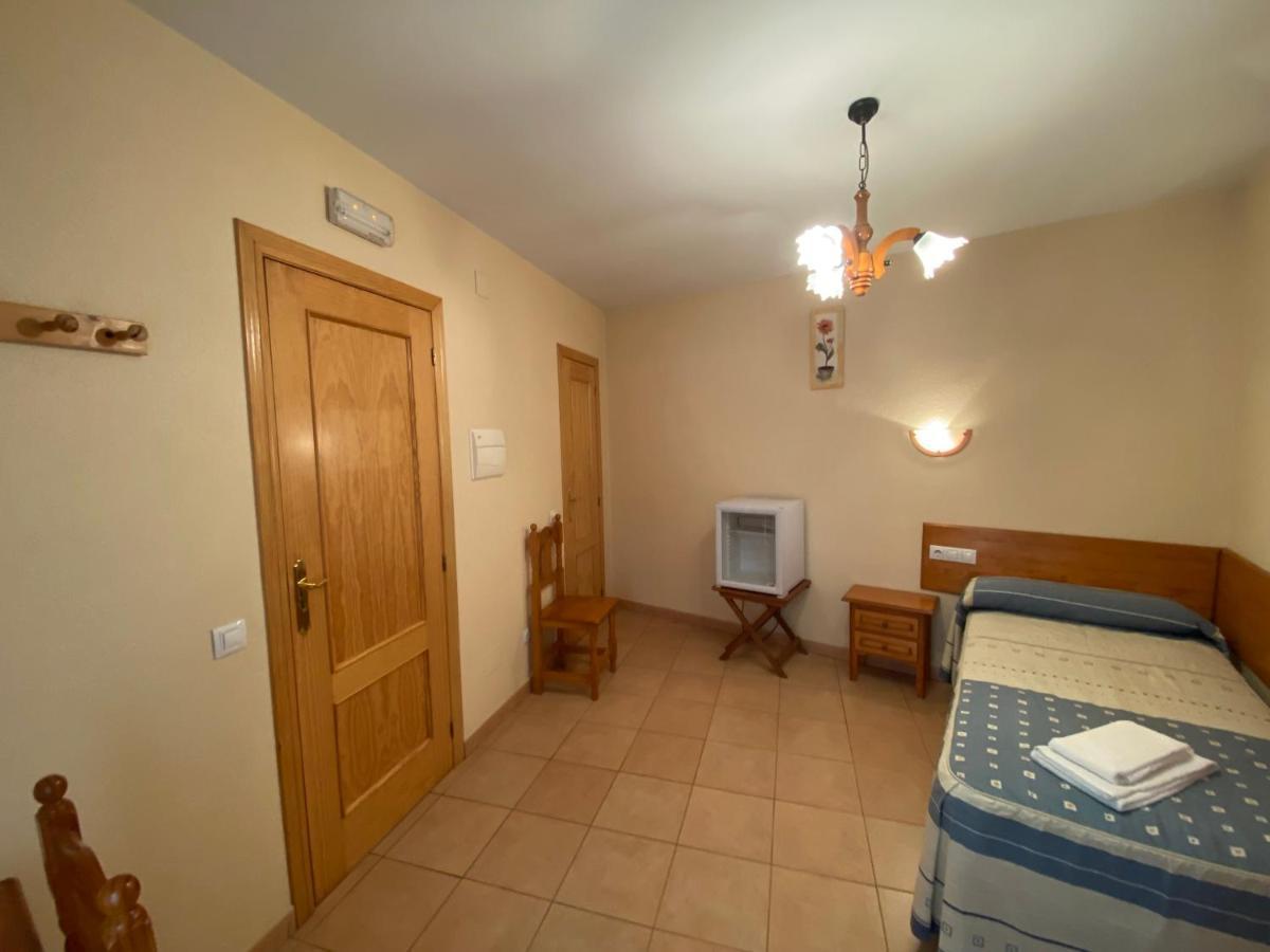 Hostal Jose Mari Ciudad-Rodrigo Dış mekan fotoğraf