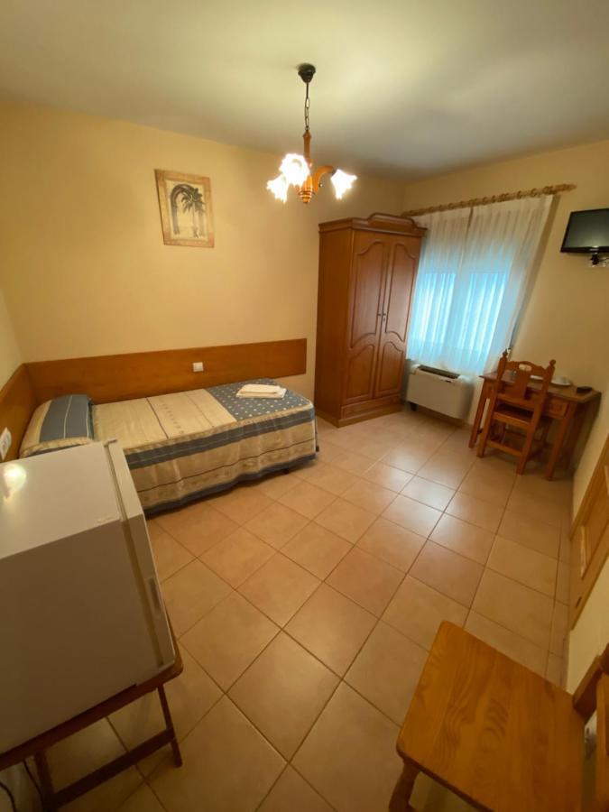 Hostal Jose Mari Ciudad-Rodrigo Dış mekan fotoğraf